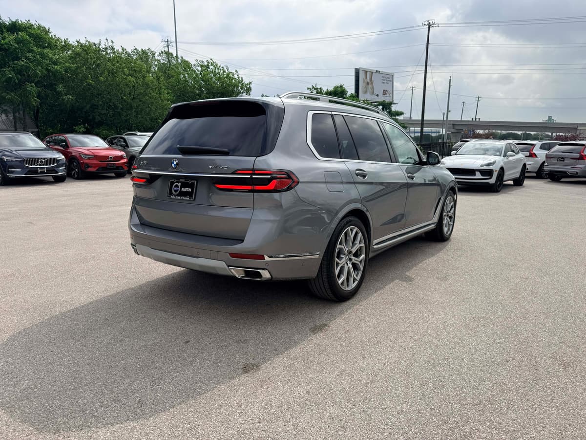 2026 BMW X7 - Image 5