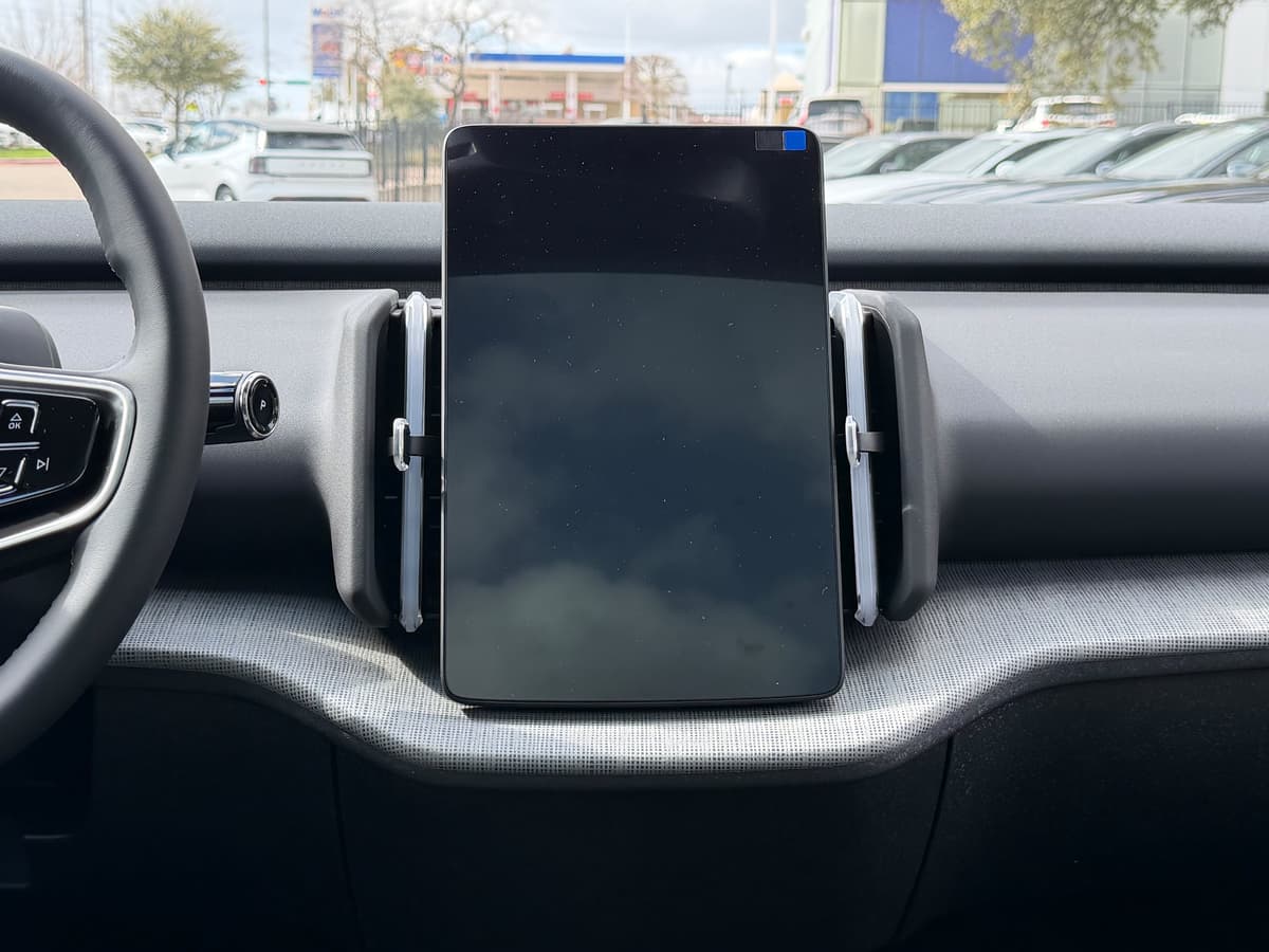 2026 Volvo EX30 - Image 12