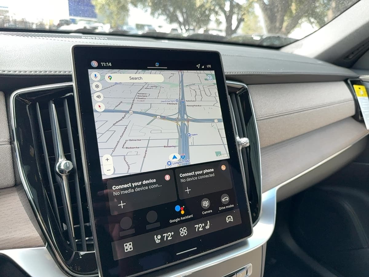 2026 Volvo XC90 plug-in hybrid - Image 21