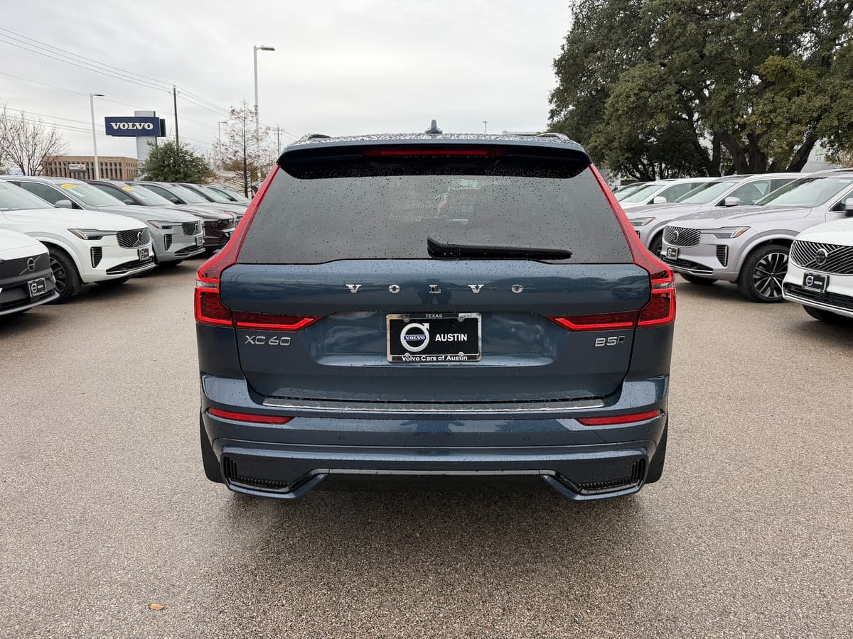 2026 Volvo XC60 - Image 5