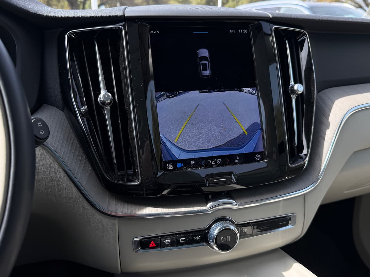 2023 Volvo XC60 - Image 20