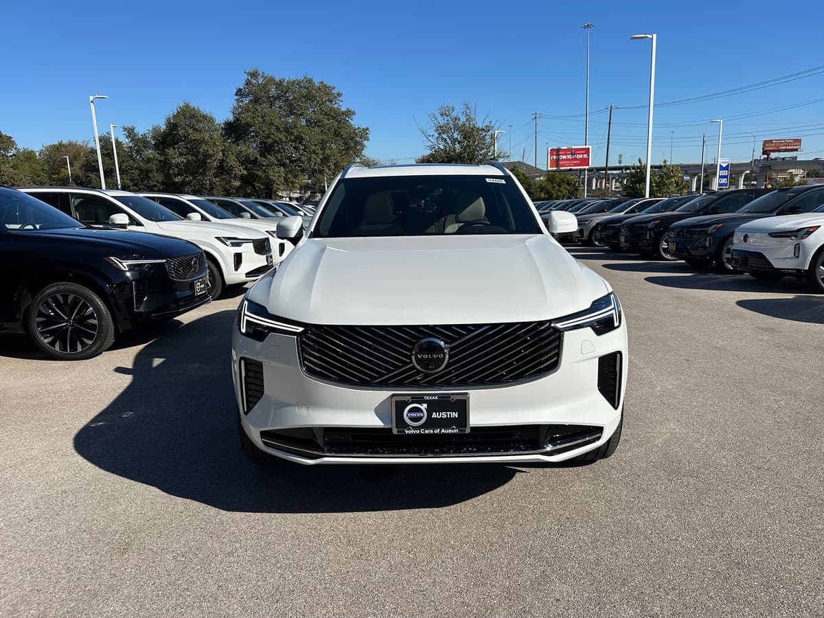 2026 Volvo XC90 - Image 6