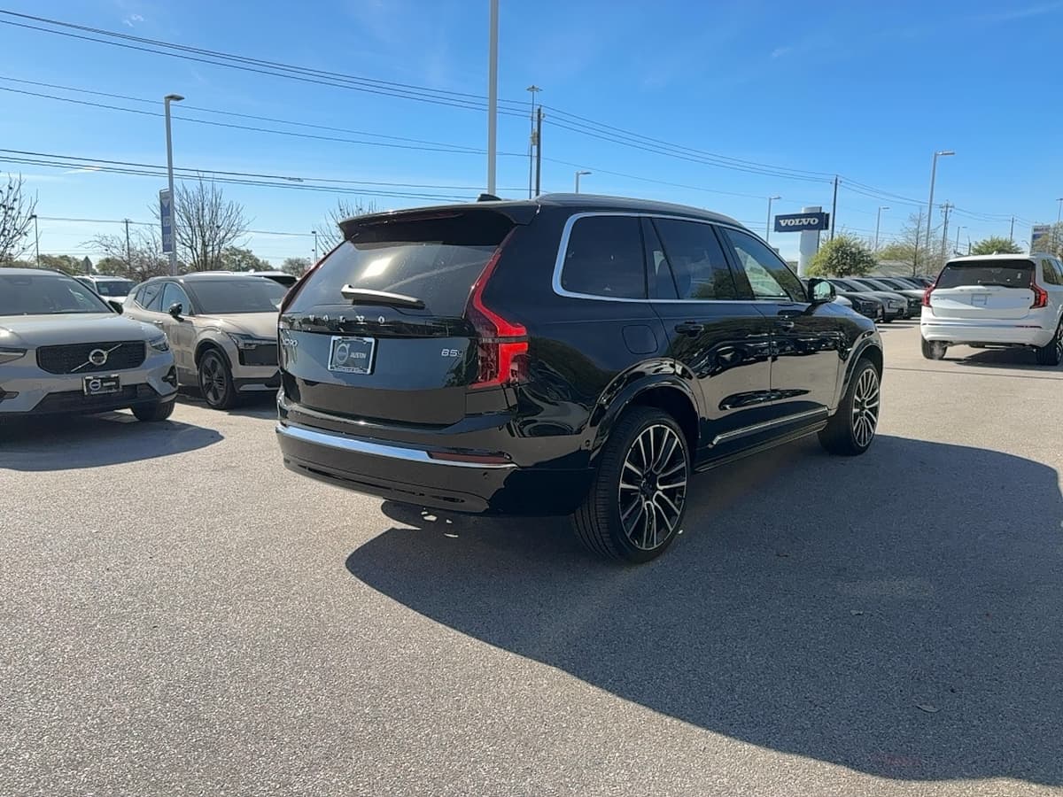 2026 Volvo XC90 - Image 6