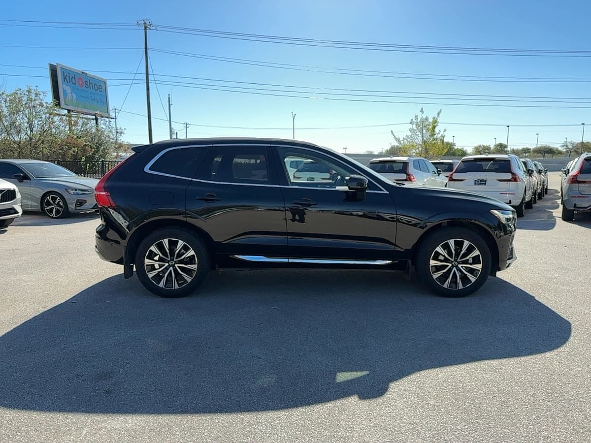 2023 Volvo XC60 - Image 5