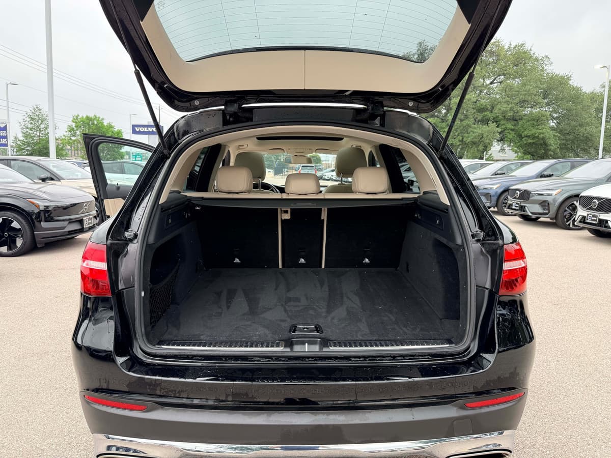 2019 Mercedes-Benz GLC 300 - Image 23