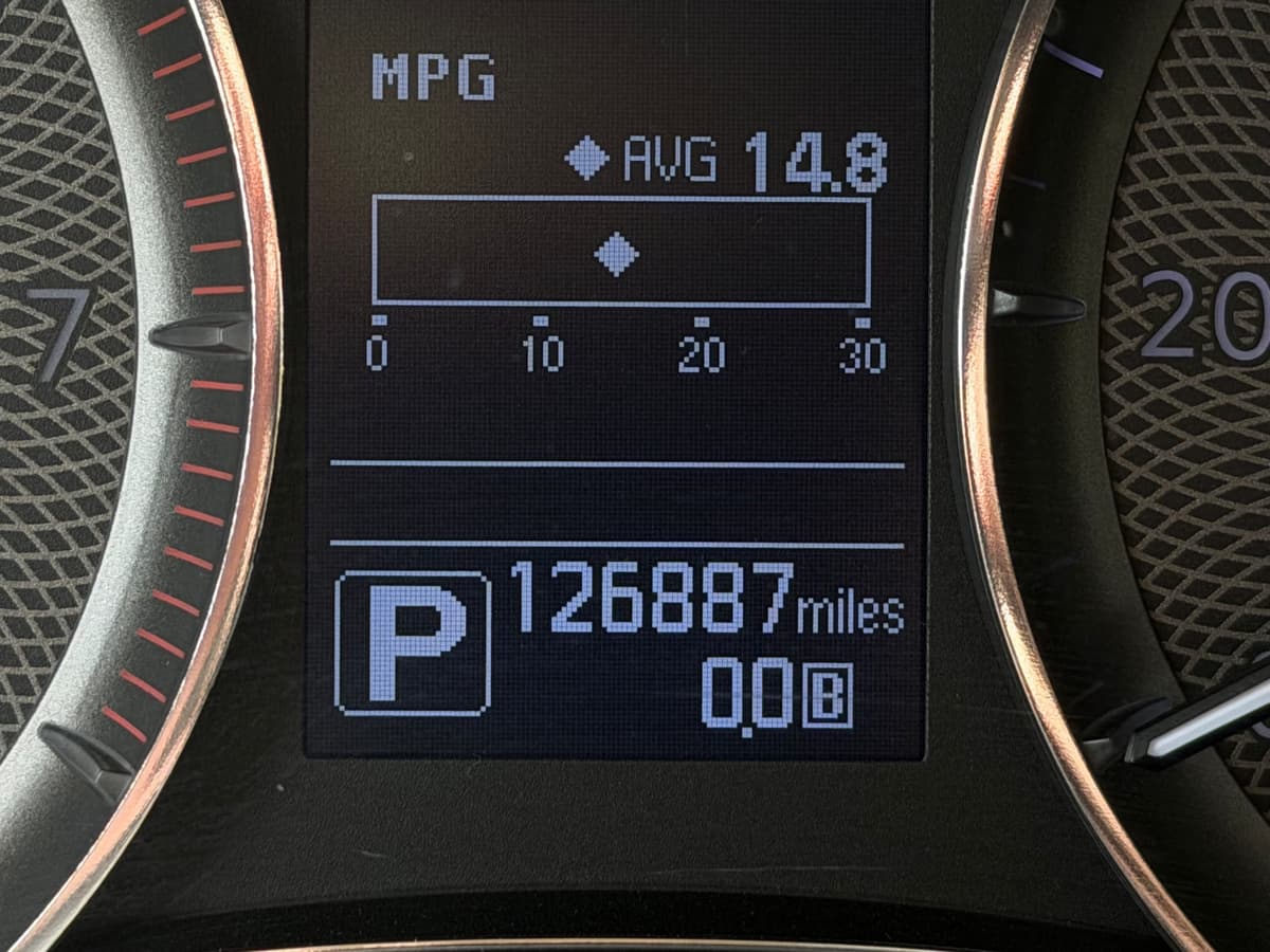 2019 INFINITI QX80 - Image 17