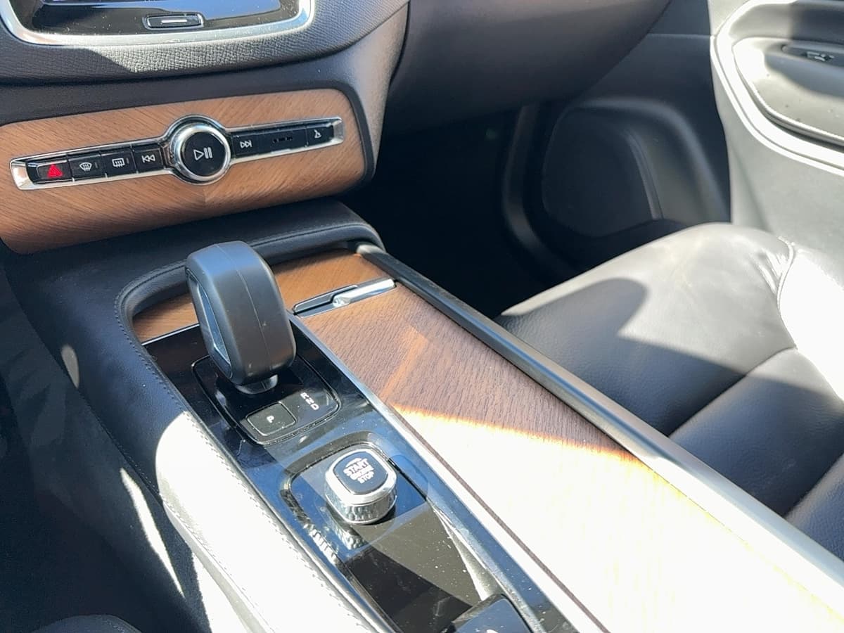 2025 Volvo XC90 - Image 21