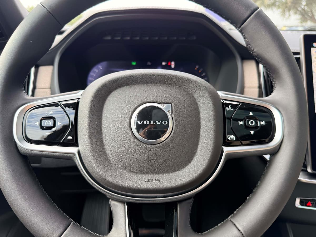 2026 Volvo XC90 - Image 21