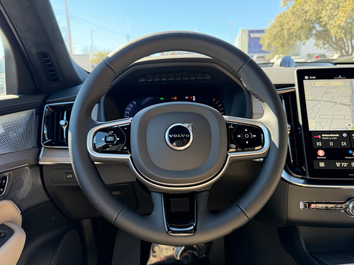 2026 Volvo XC90 - Image 15