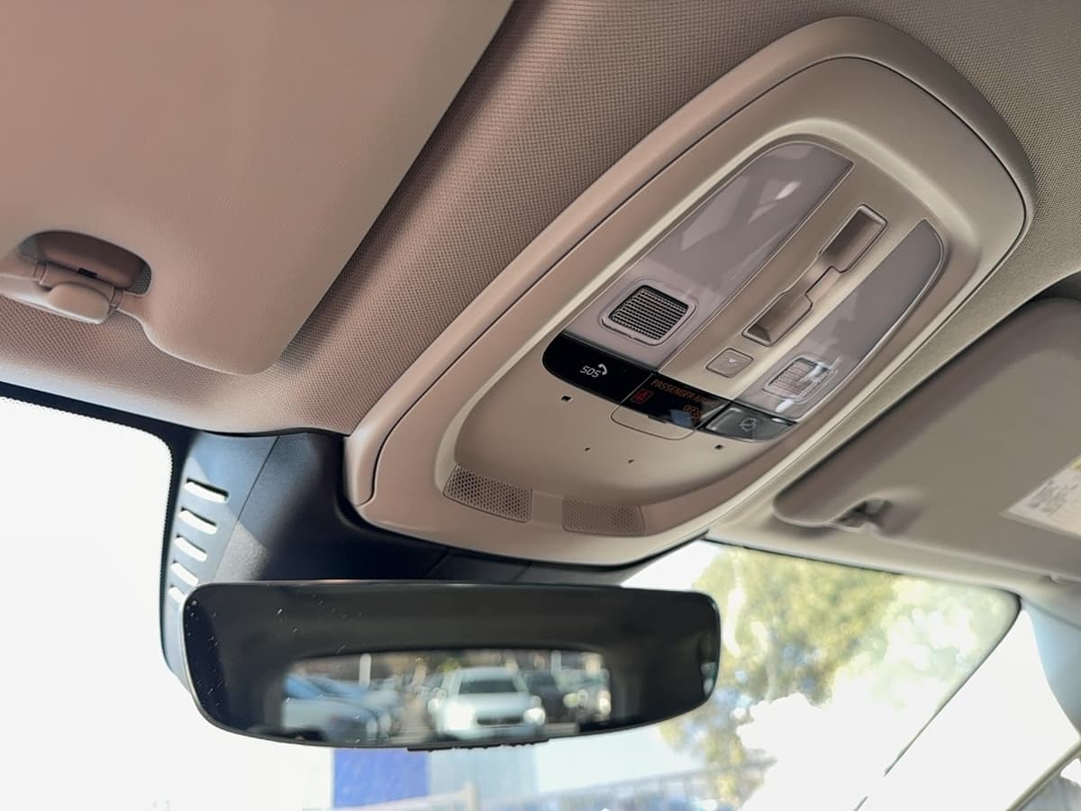 2026 Volvo XC60 - Image 21