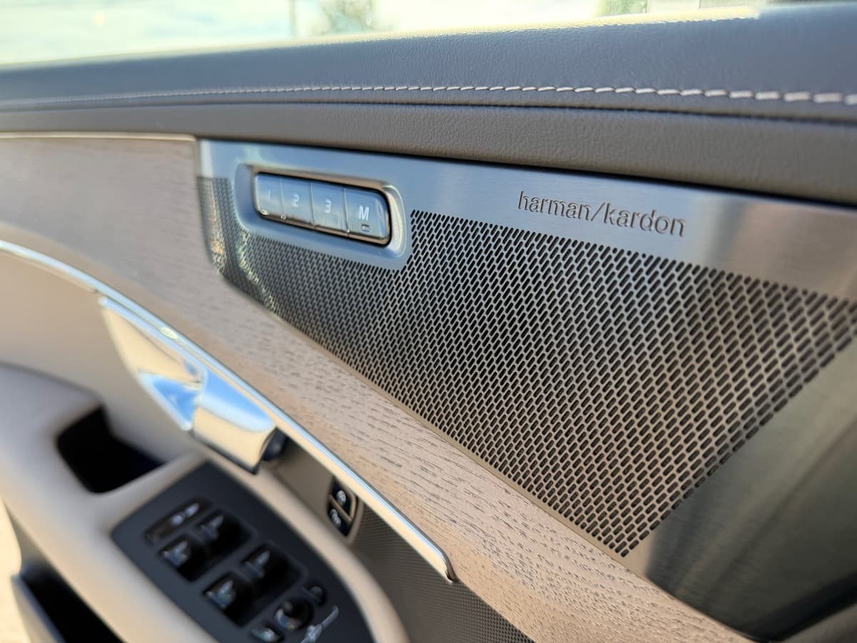 2026 Volvo XC90 - Image 18