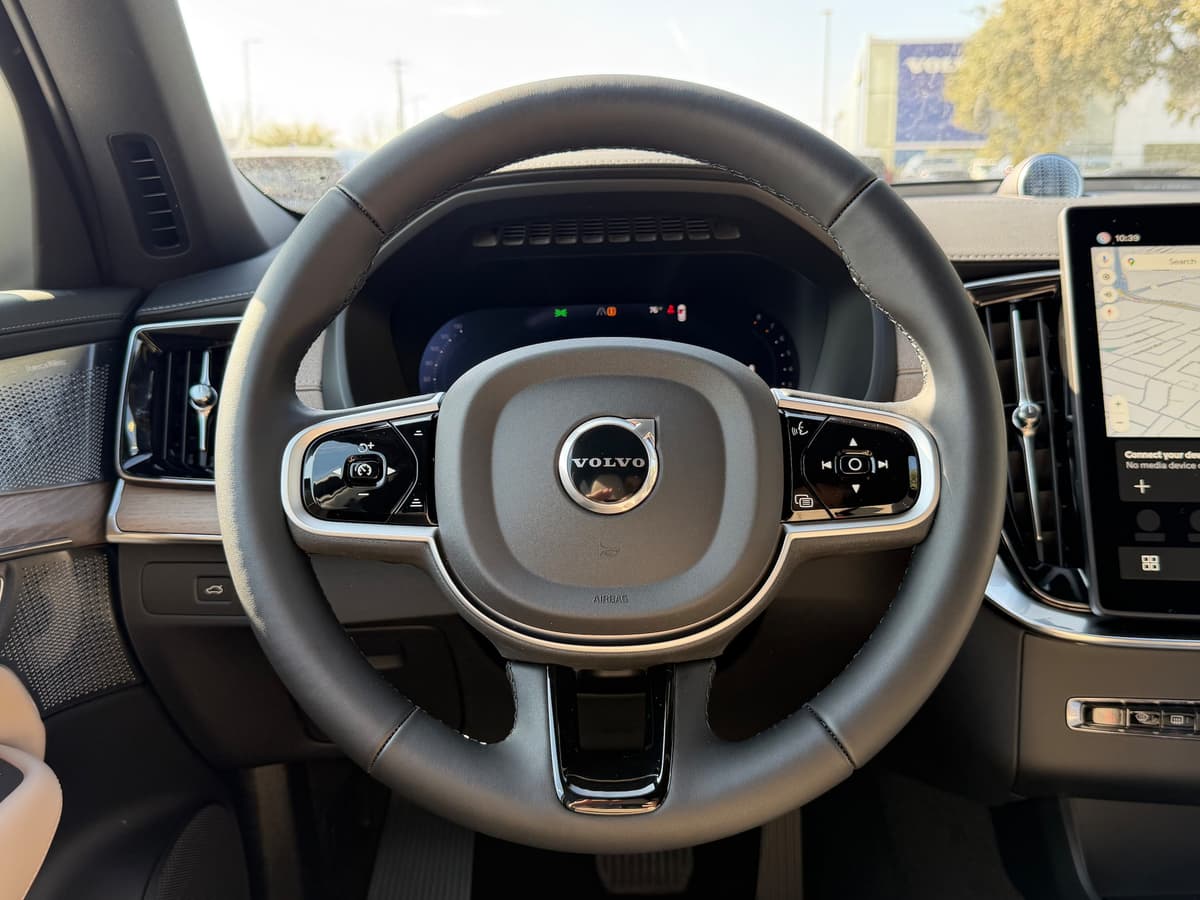 2026 Volvo XC90 - Image 15