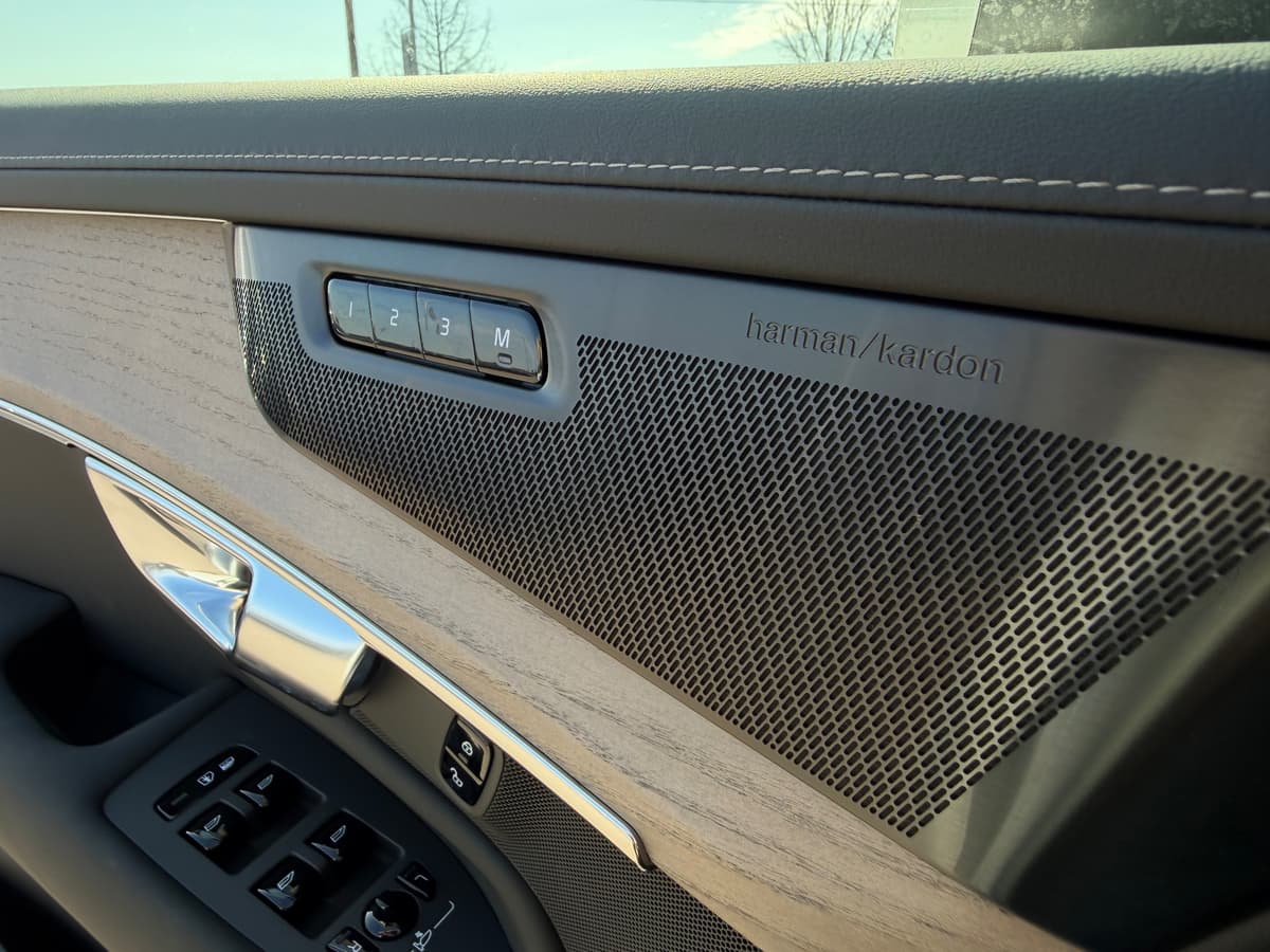 2026 Volvo XC90 - Image 20