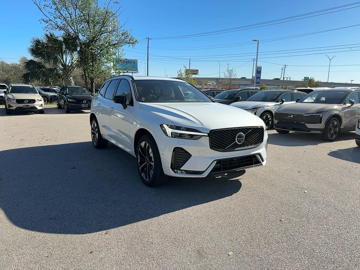 2026 Volvo XC60 - Image 7