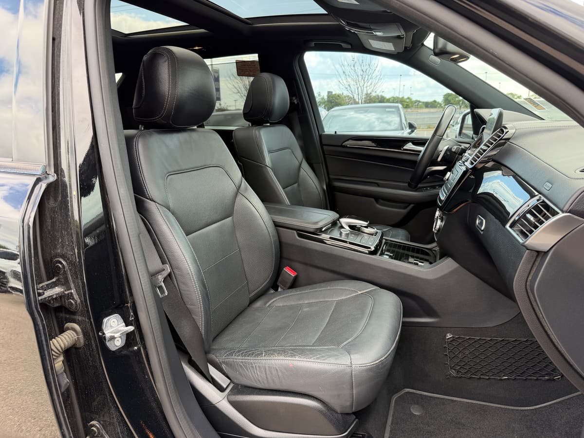 2019 Mercedes-Benz AMG GLE 43 - Image 10