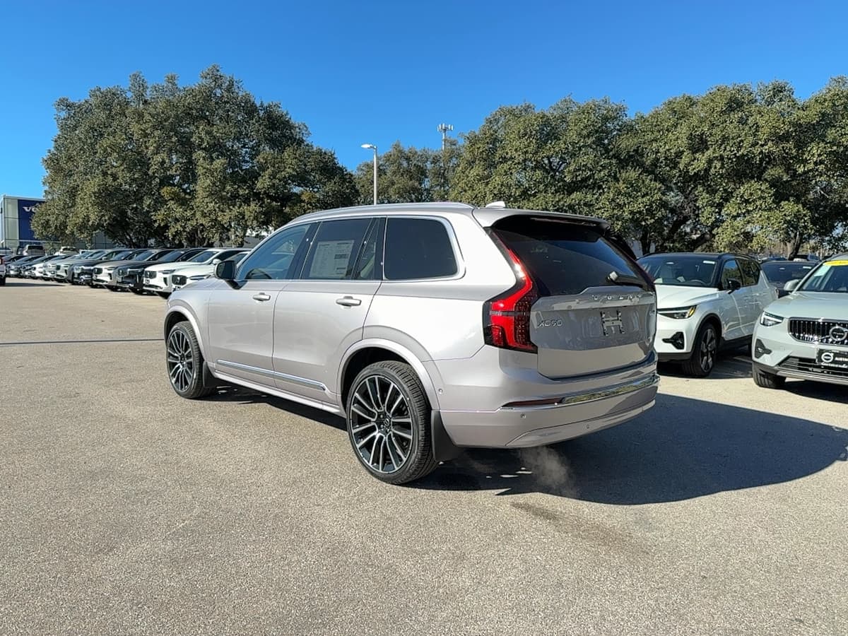 2026 Volvo XC90 - Image 4