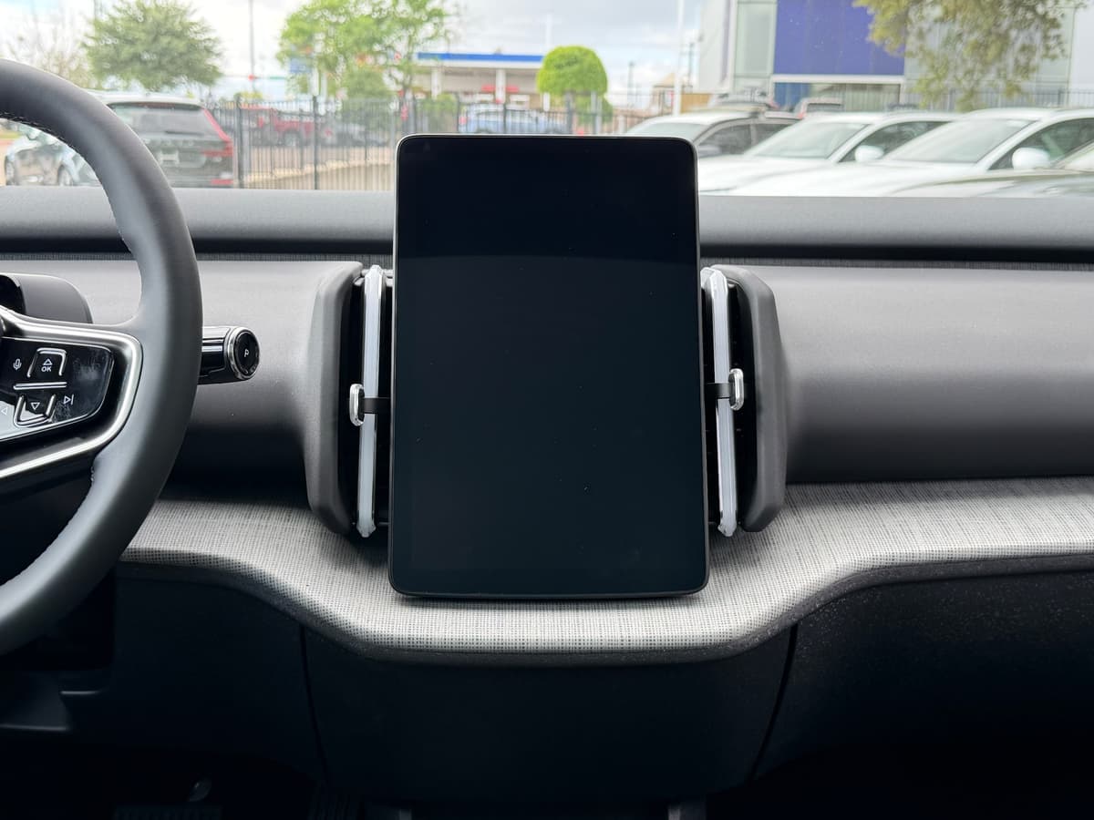 2026 Volvo EX30 - Image 12