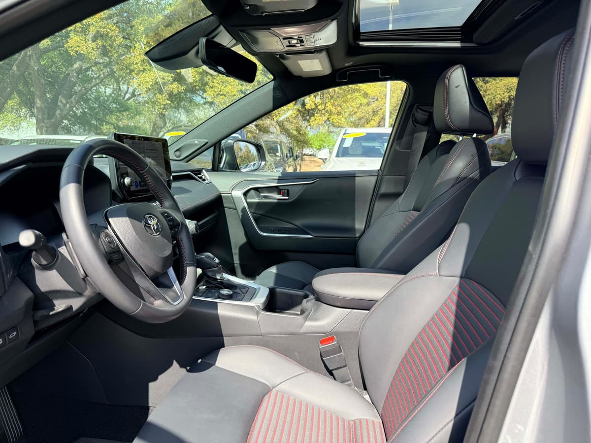 2024 Toyota RAV4 Prime - Image 12