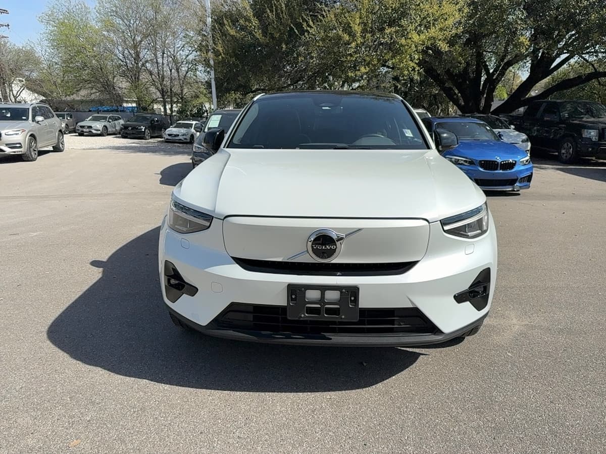 2023 Volvo C40 Recharge Pure Electric - Image 8