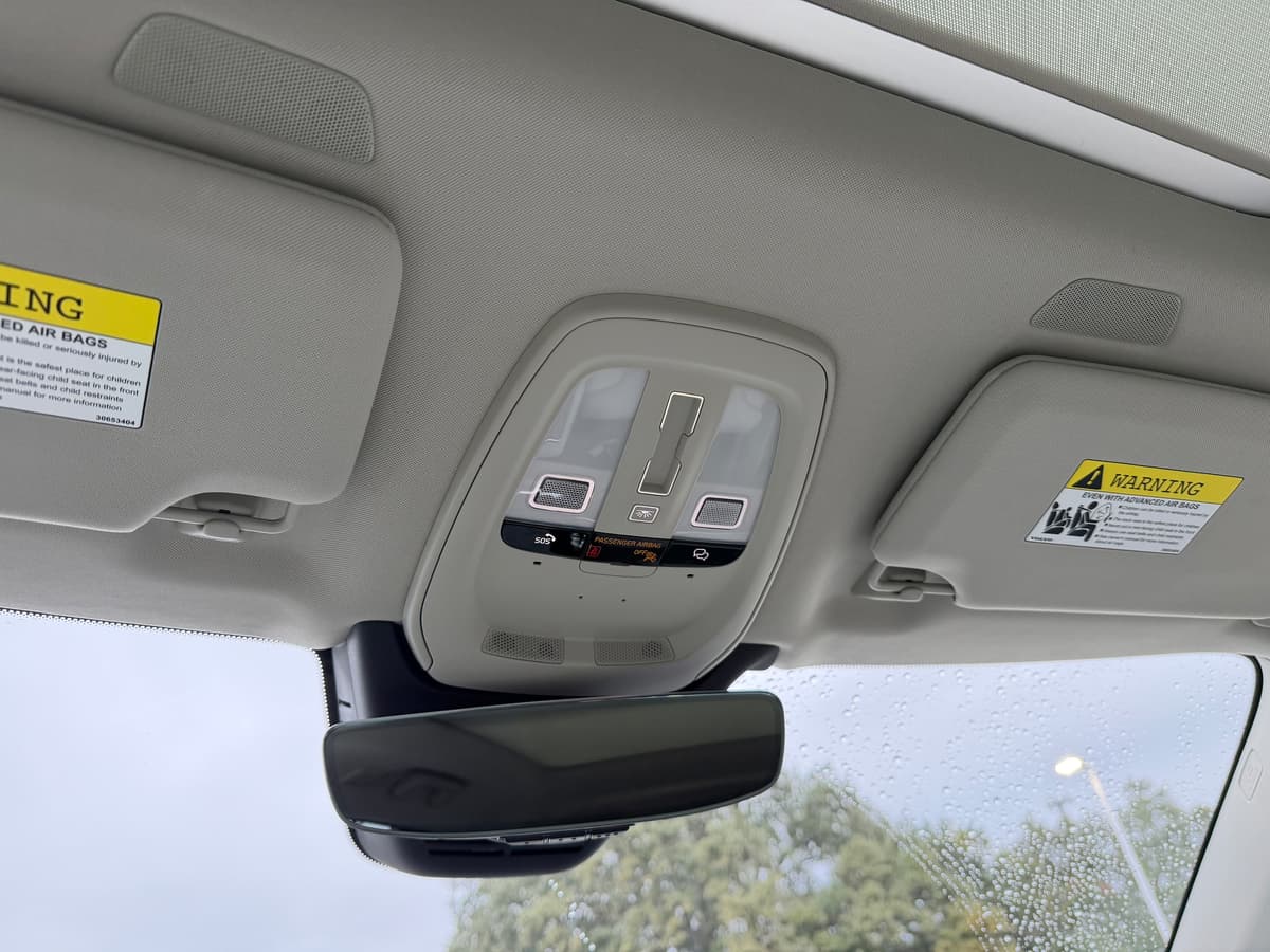 2026 Volvo XC90 - Image 17