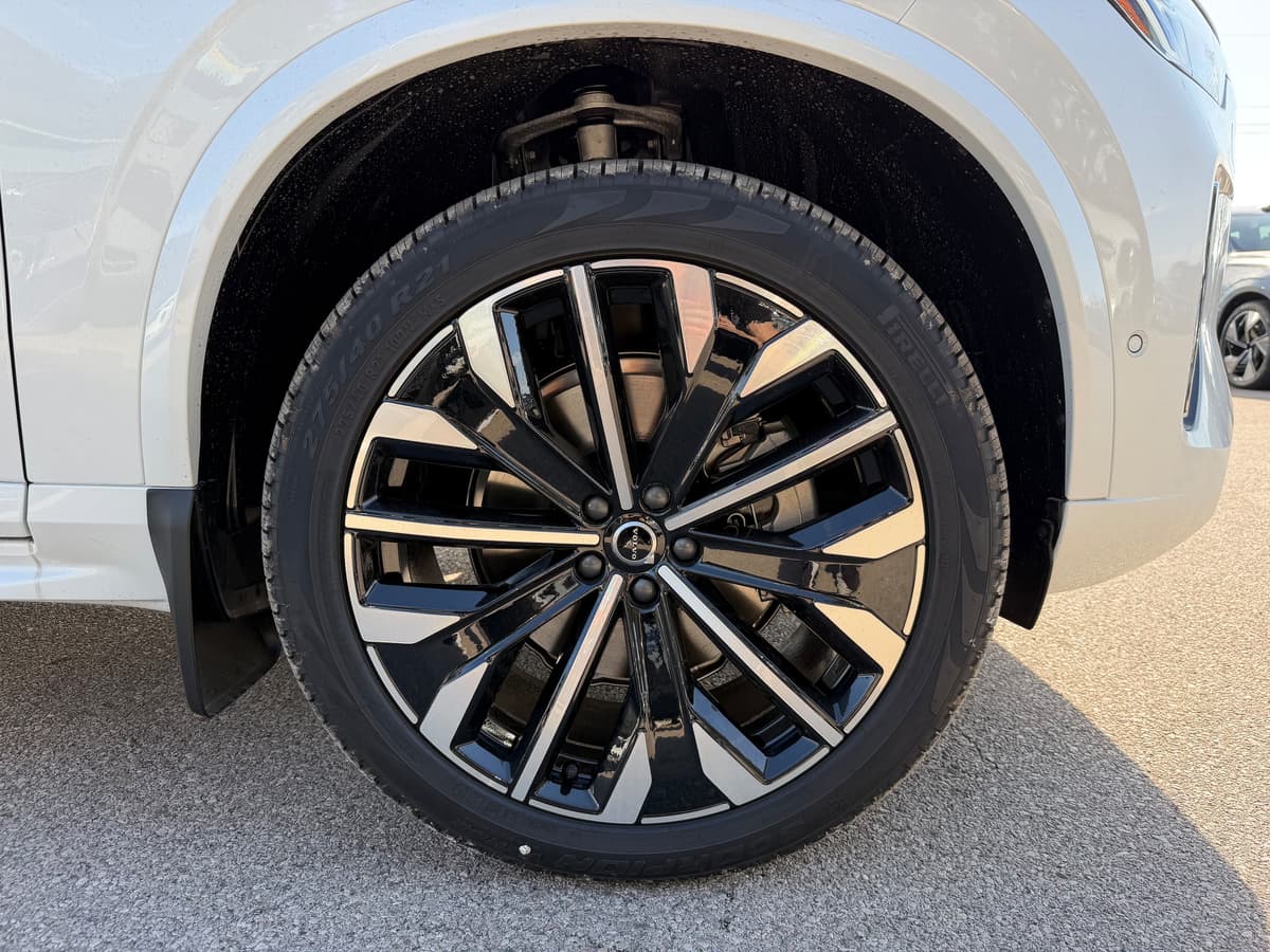 2026 Volvo XC90 - Image 7