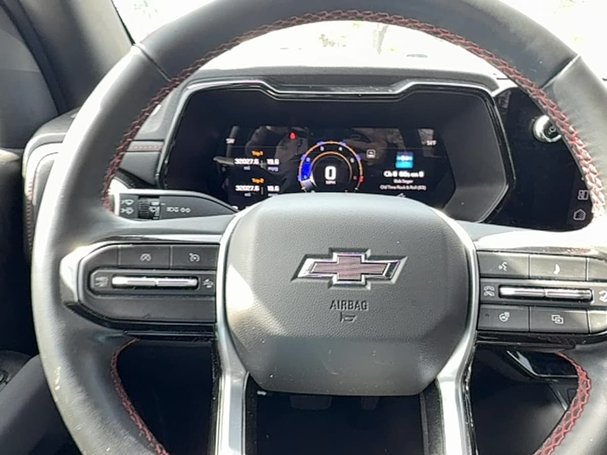 2024 Chevrolet Colorado - Image 19