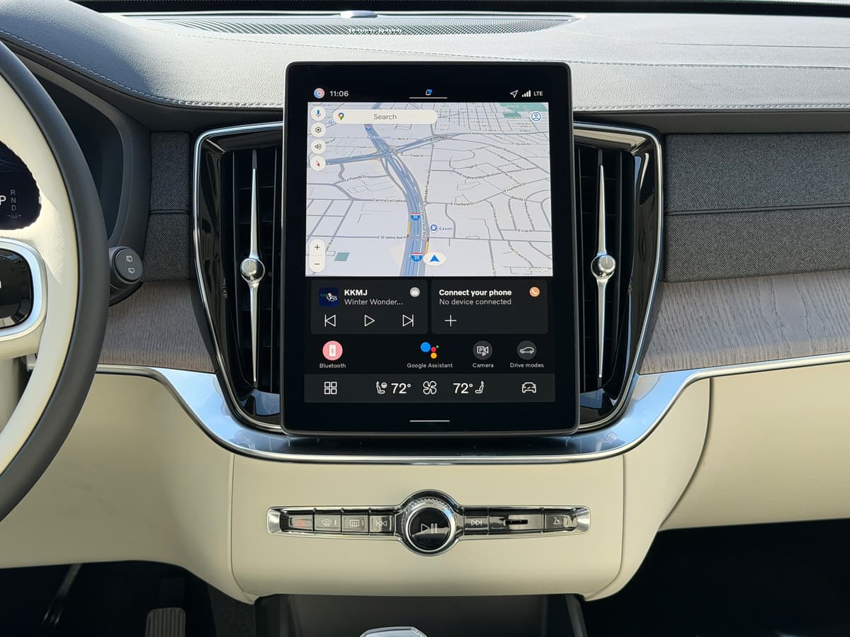 2026 Volvo XC90 - Image 13