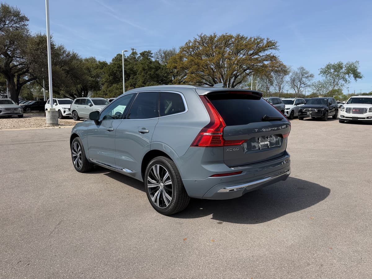 2023 Volvo XC60 - Image 4