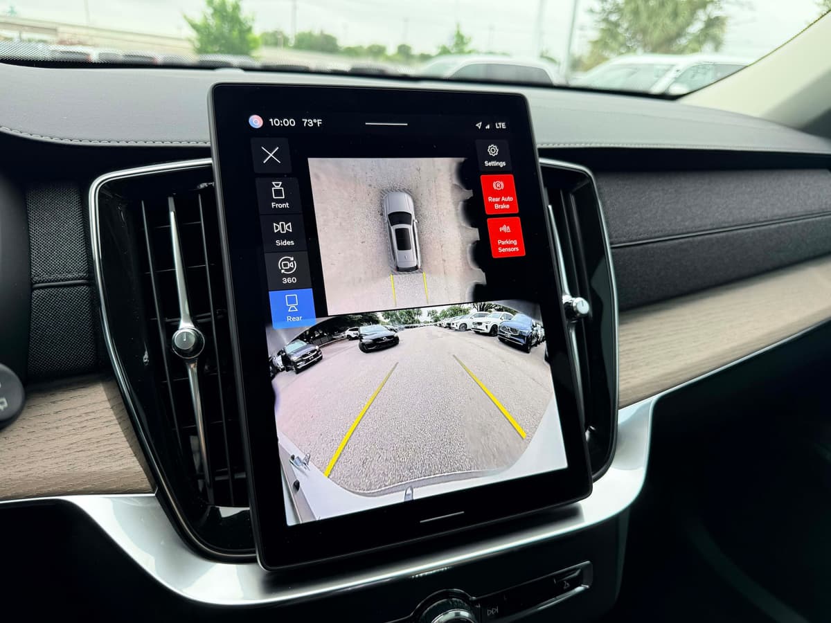 2025 Volvo XC90 - Image 22