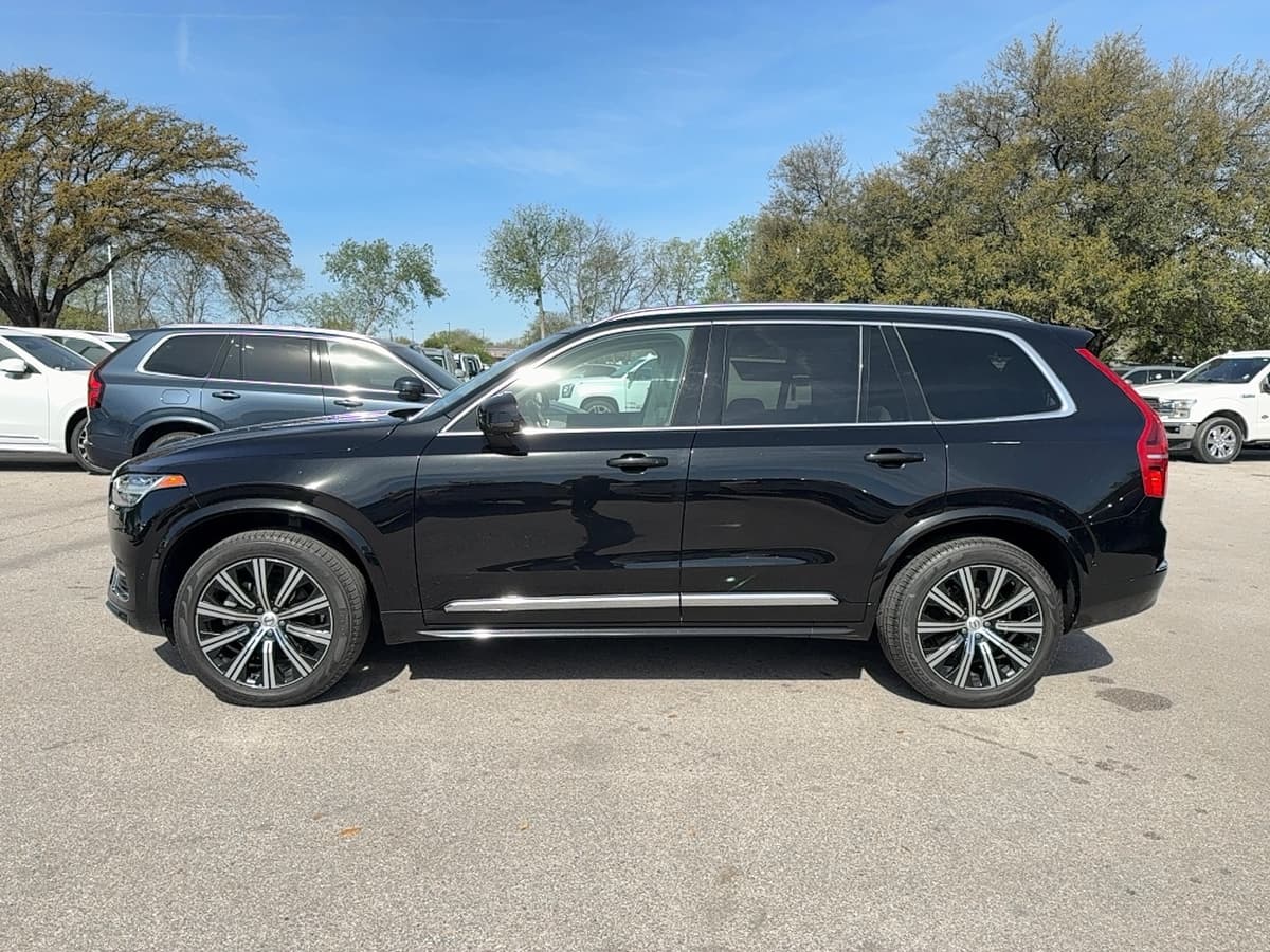 2023 Volvo XC90 - Image 3