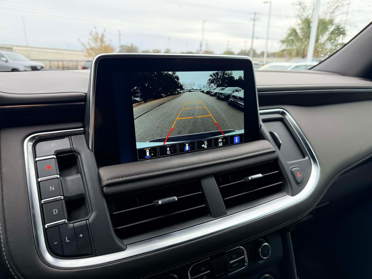 2022 Chevrolet Tahoe - Image 21