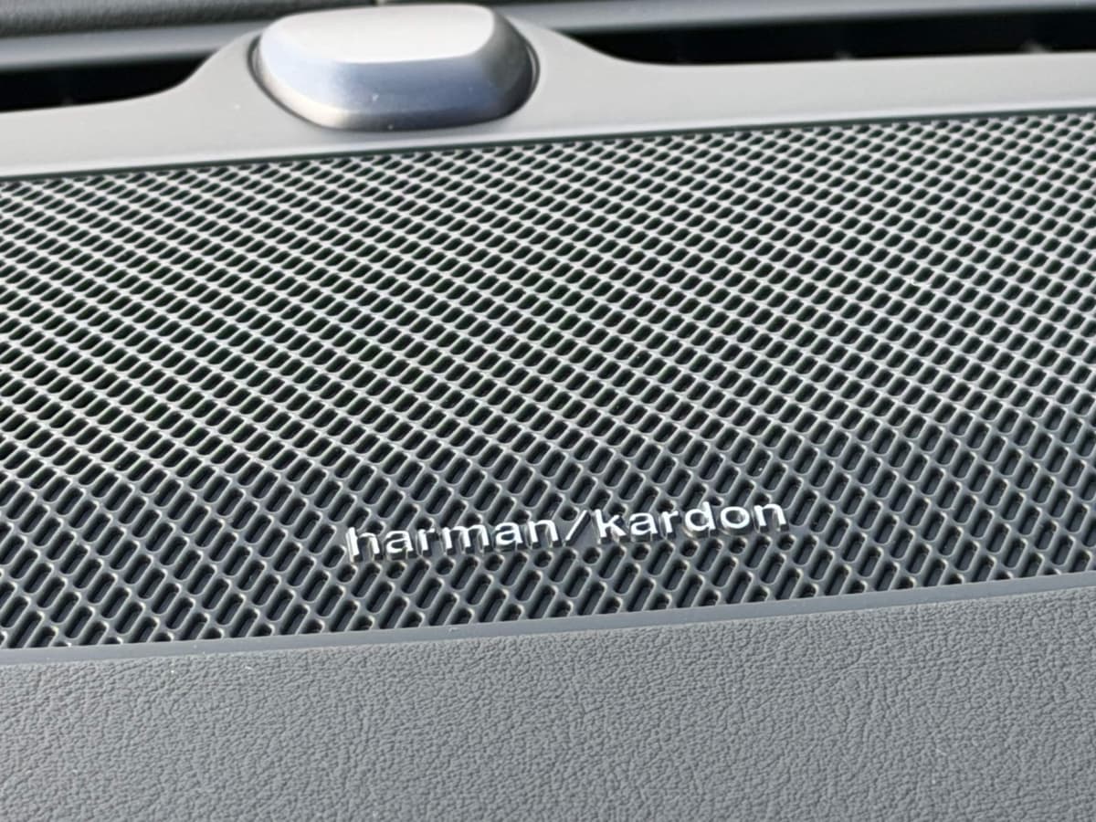 2026 Volvo XC90 plug-in hybrid - Image 16