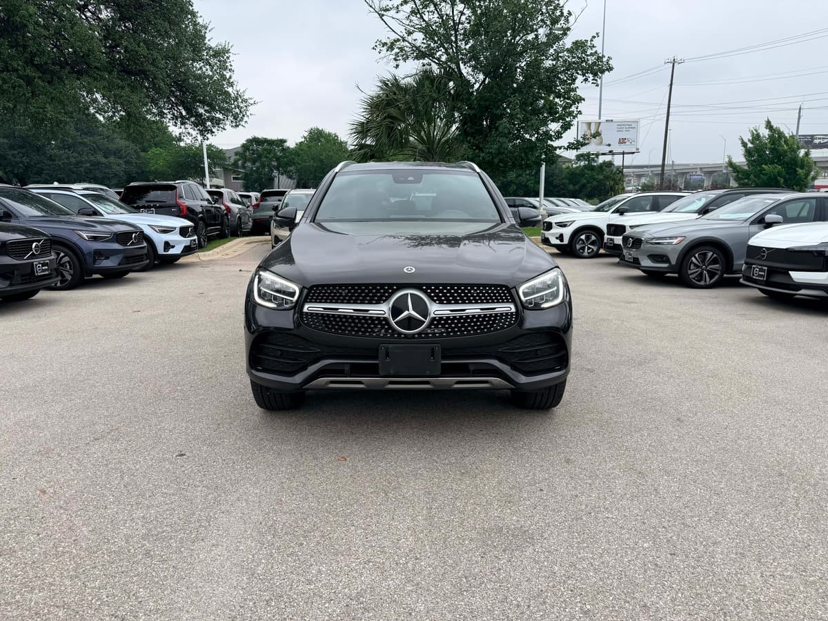 2022 Mercedes-Benz GLC 300 - Image 9