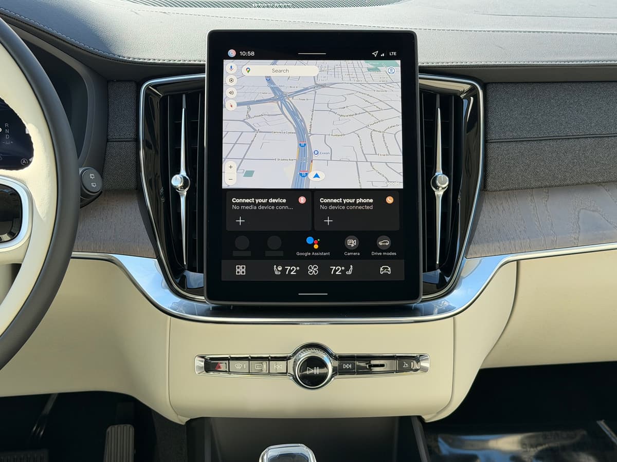 2026 Volvo XC90 - Image 13