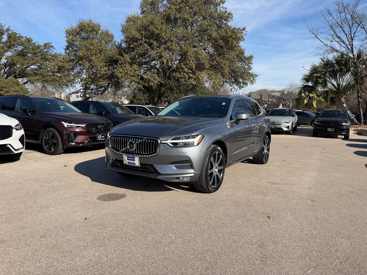 2020 Volvo XC60 - Image 2