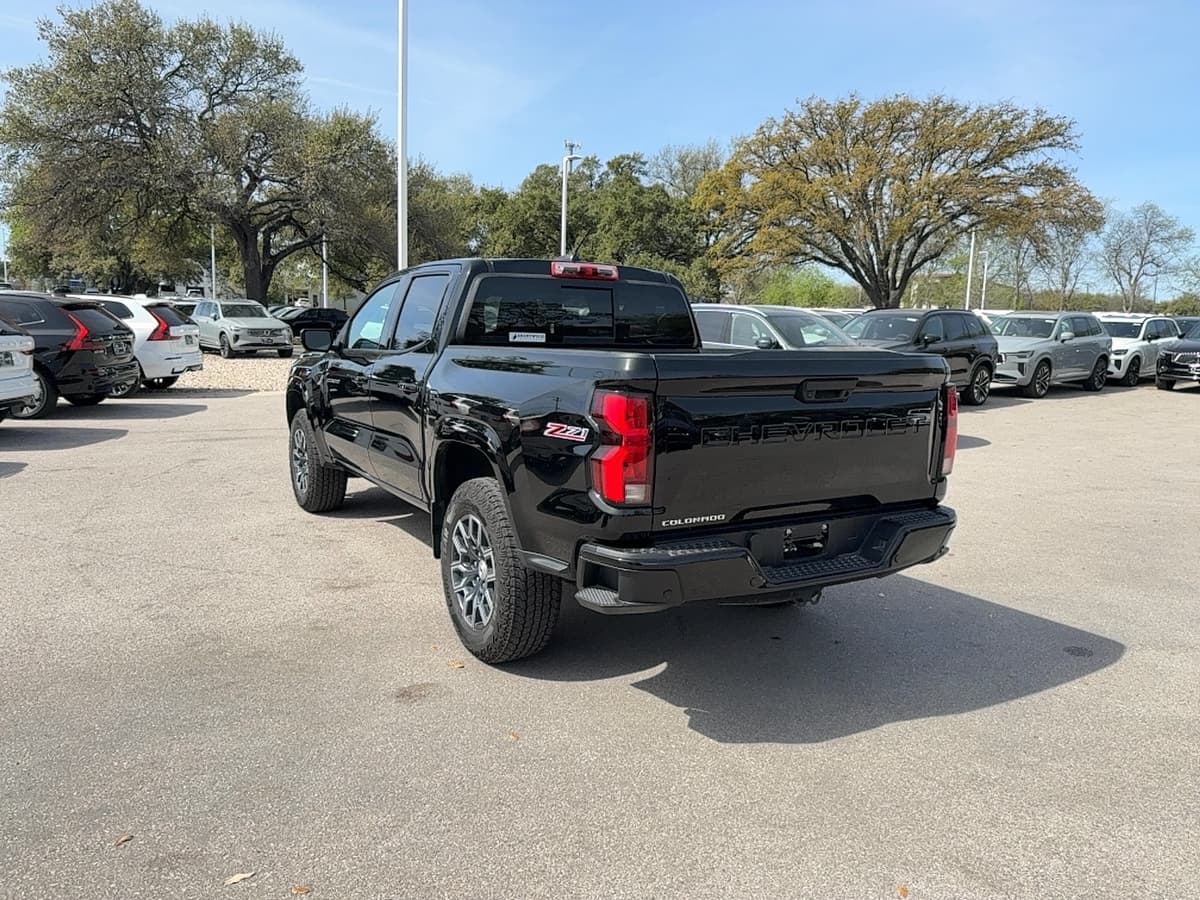 2024 Chevrolet Colorado - Image 4
