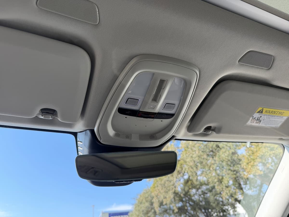 2026 Volvo XC60 - Image 16