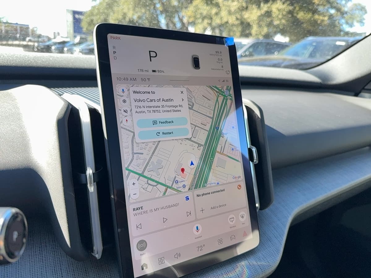 2026 Volvo EX30 - Image 20