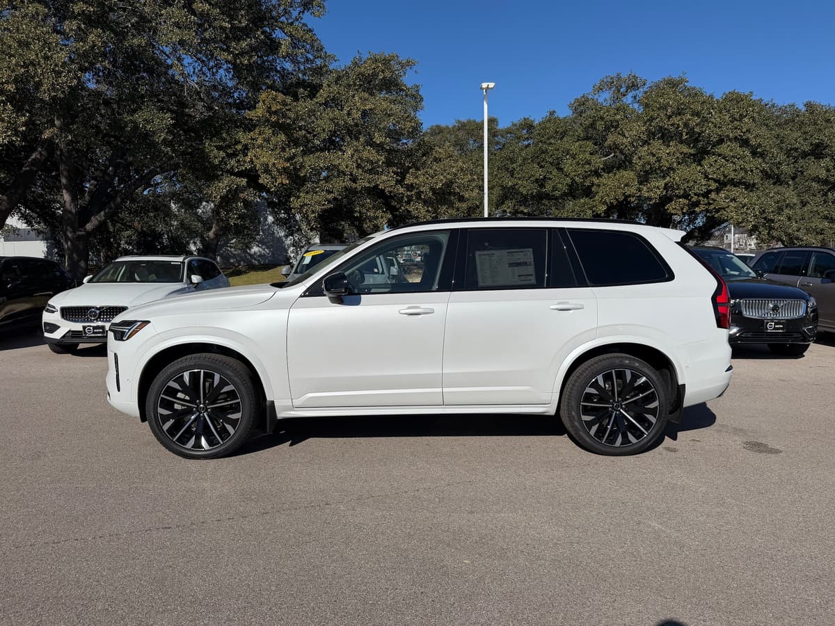 2026 Volvo XC90 - Image 3