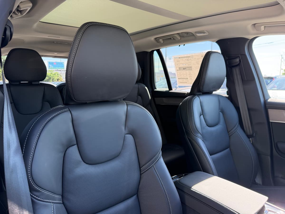 2026 Volvo XC90 - Image 9