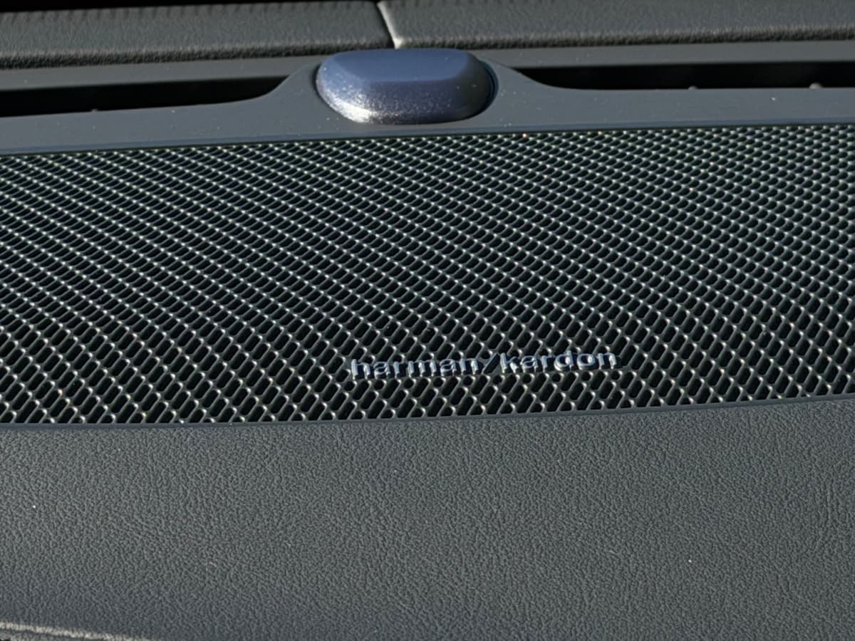 2026 Volvo XC90 - Image 16