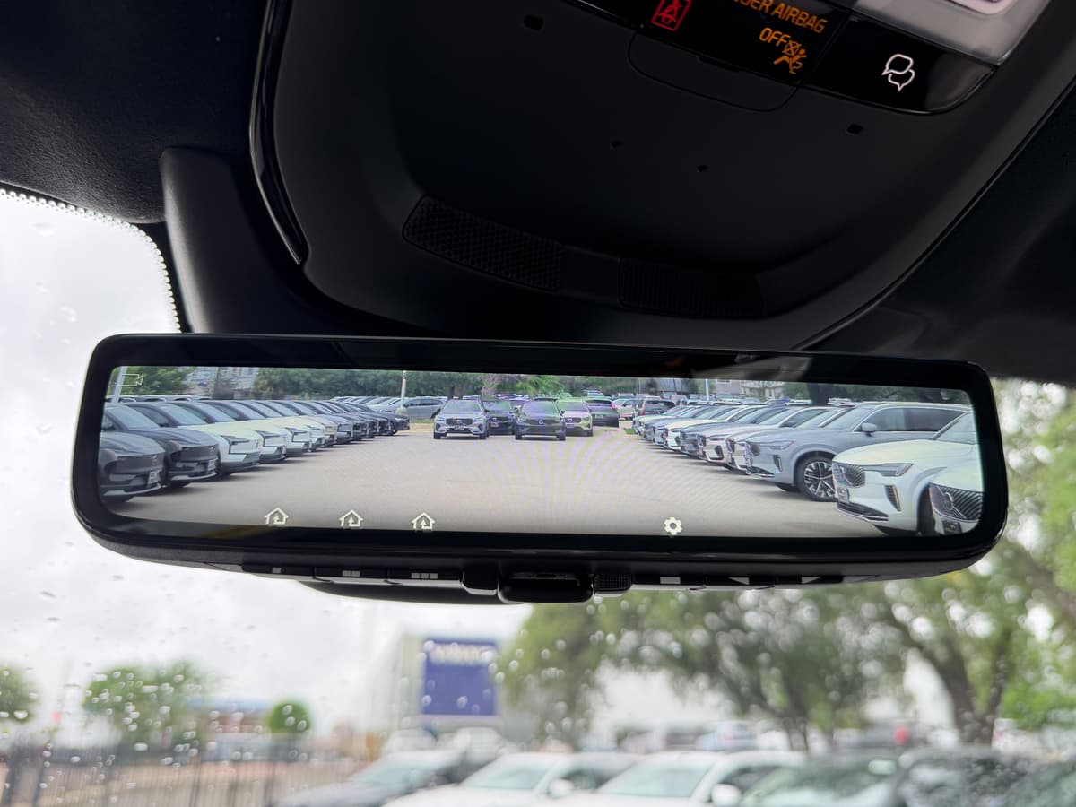 2026 Volvo XC90 - Image 18