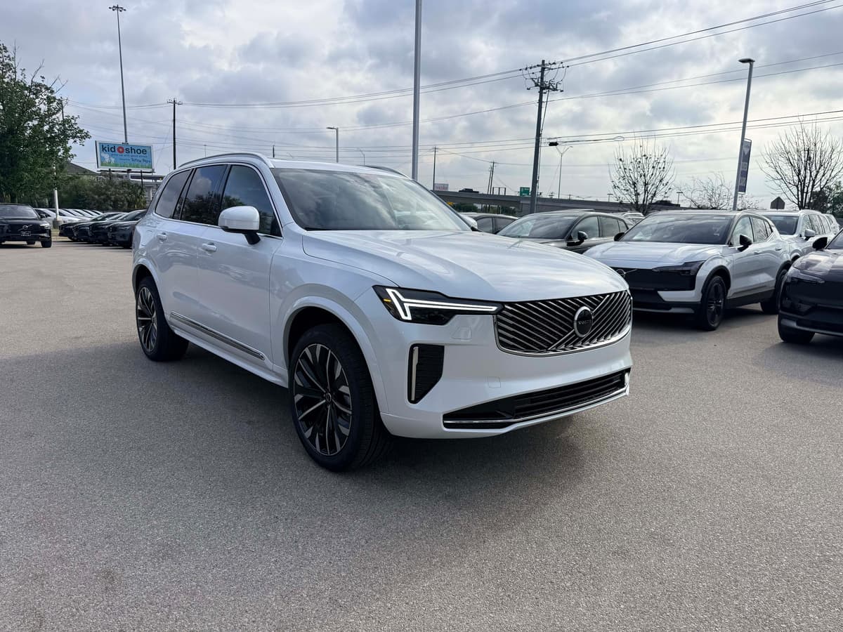 2026 Volvo XC90 - Image 7