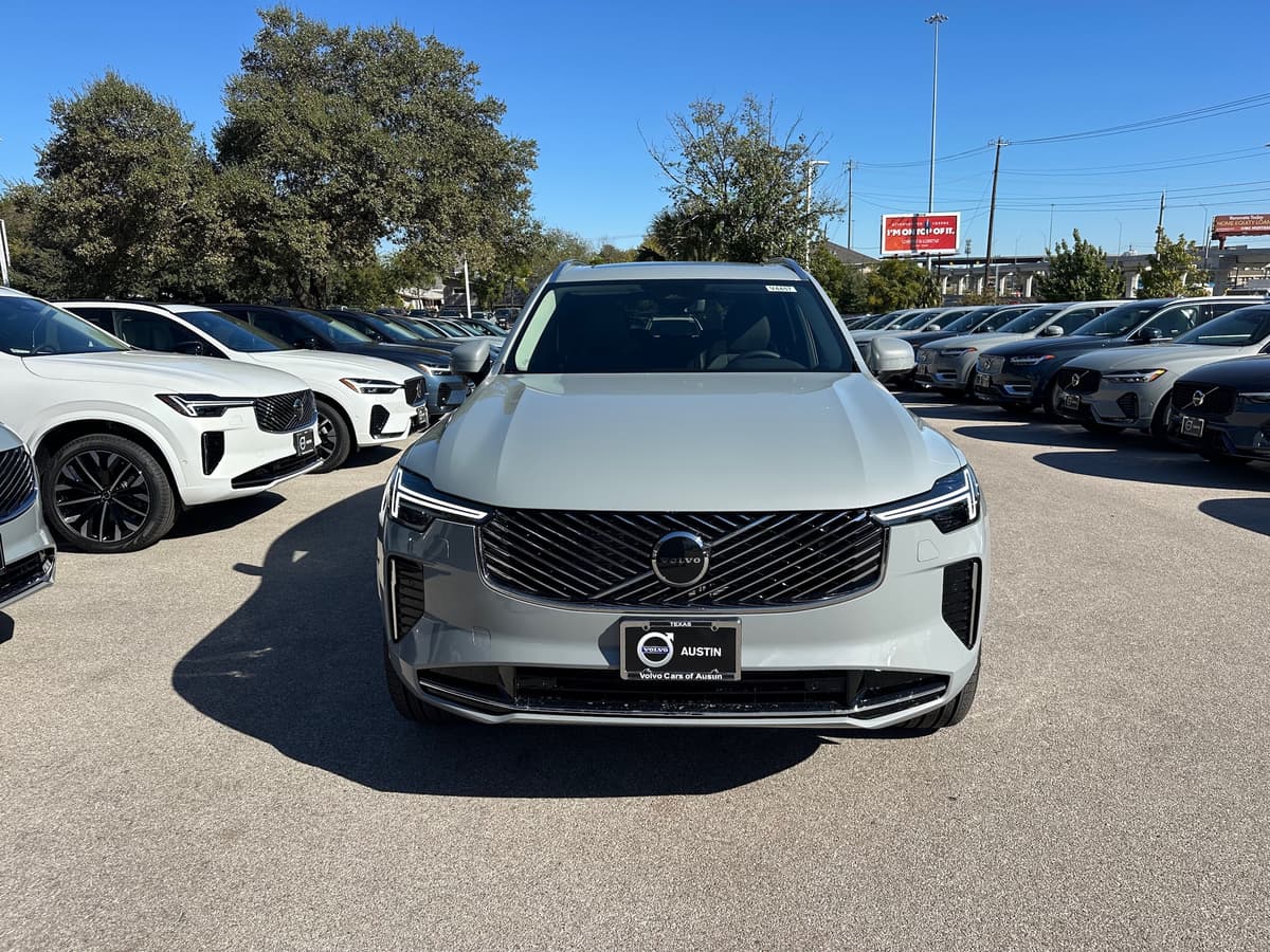 2026 Volvo XC90 - Image 6