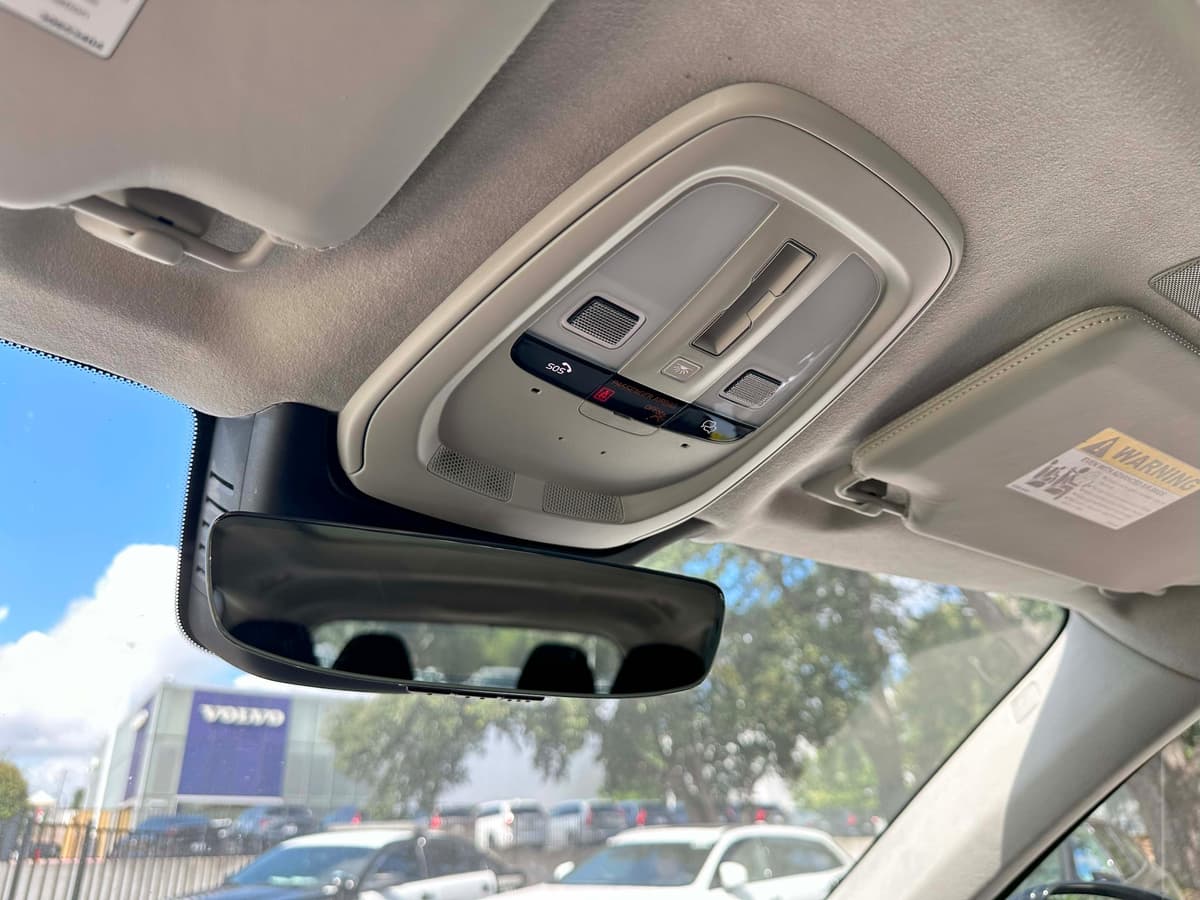 2026 Volvo XC90 - Image 24