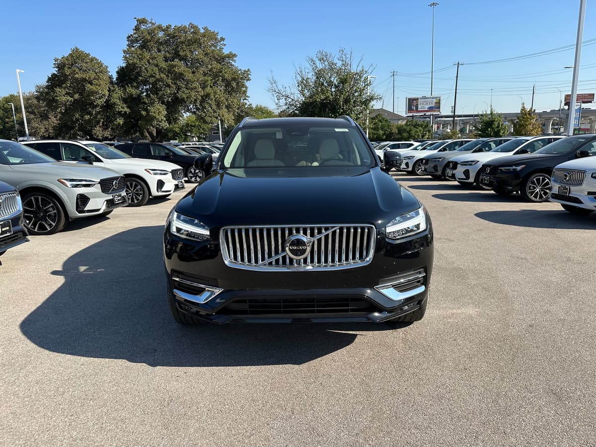 2025 Volvo XC90 - Image 6