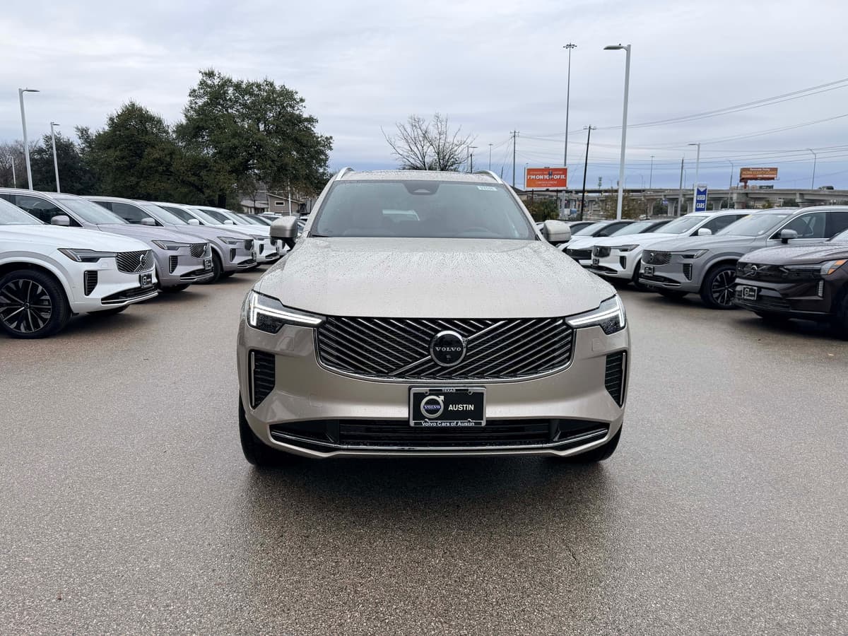 2026 Volvo XC90 - Image 8