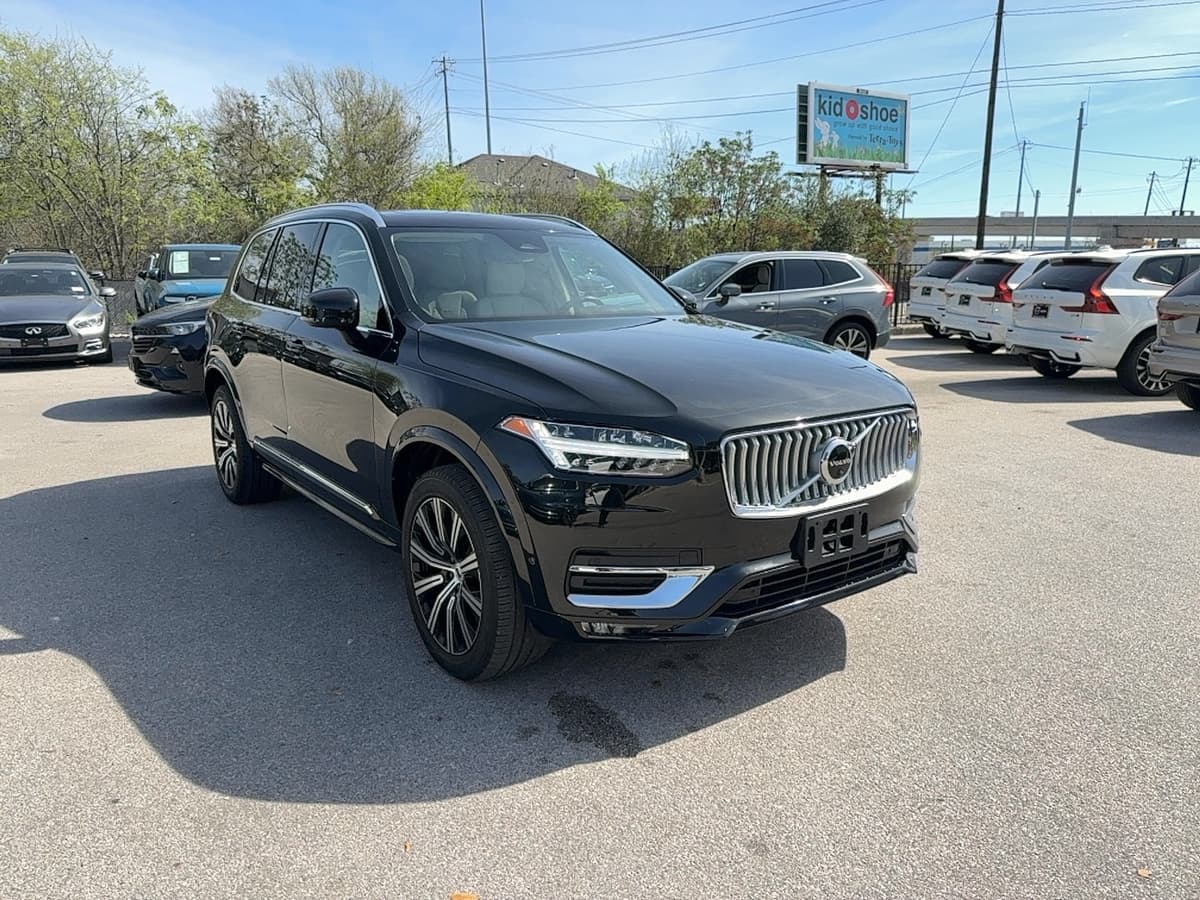 2023 Volvo XC90 - Image 6
