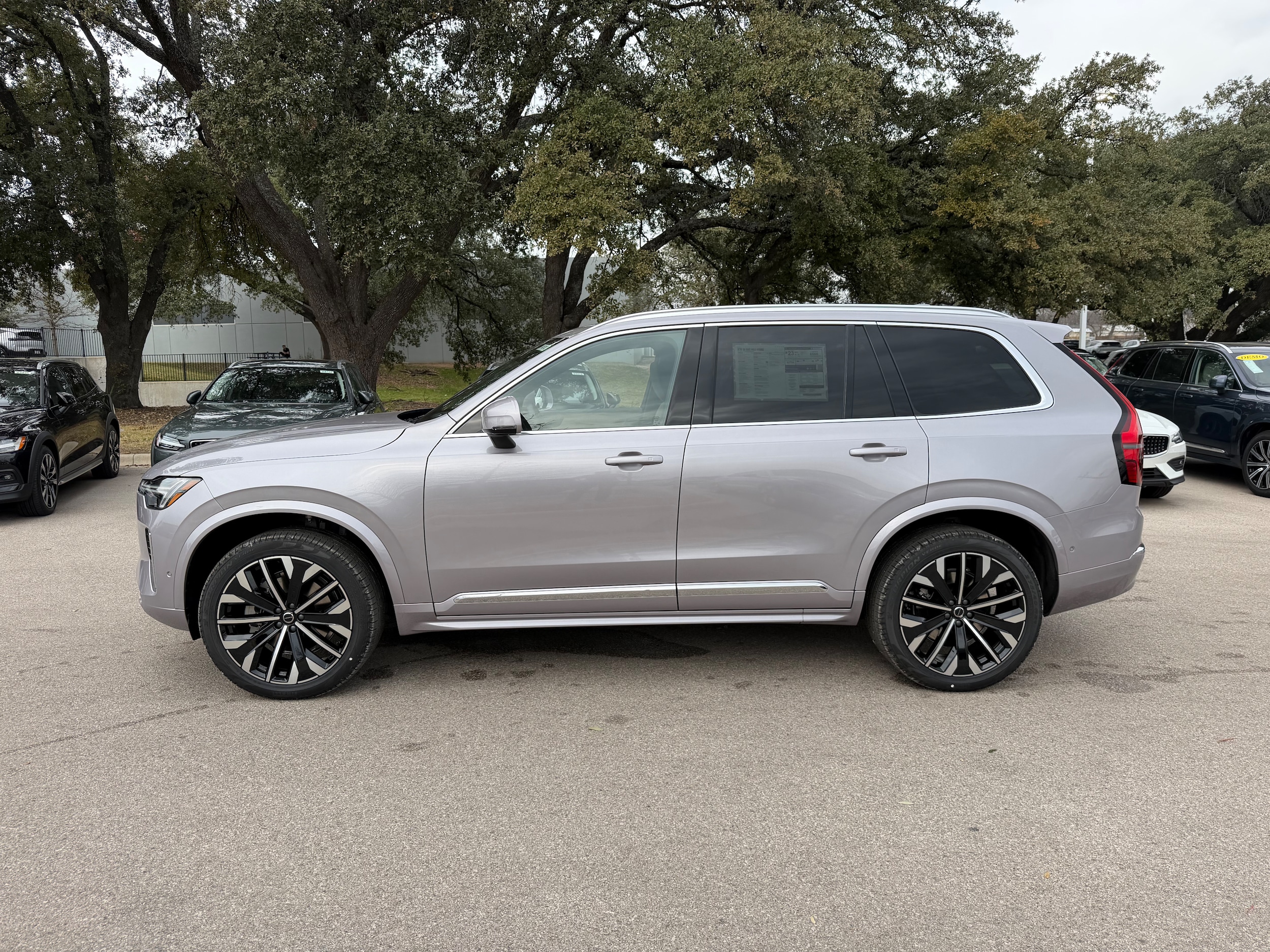 2026 Volvo XC90 - Image 3