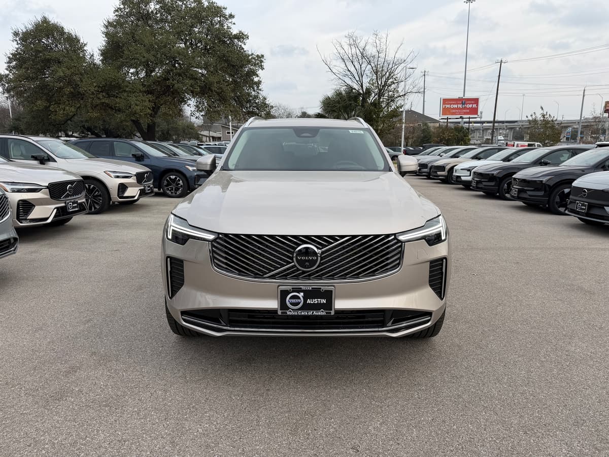2026 Volvo XC90 - Image 6